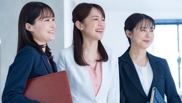 【社員の離職防止に効果的な5つの施策】離職の原因やリスク、離職防止対策のポイントを解説